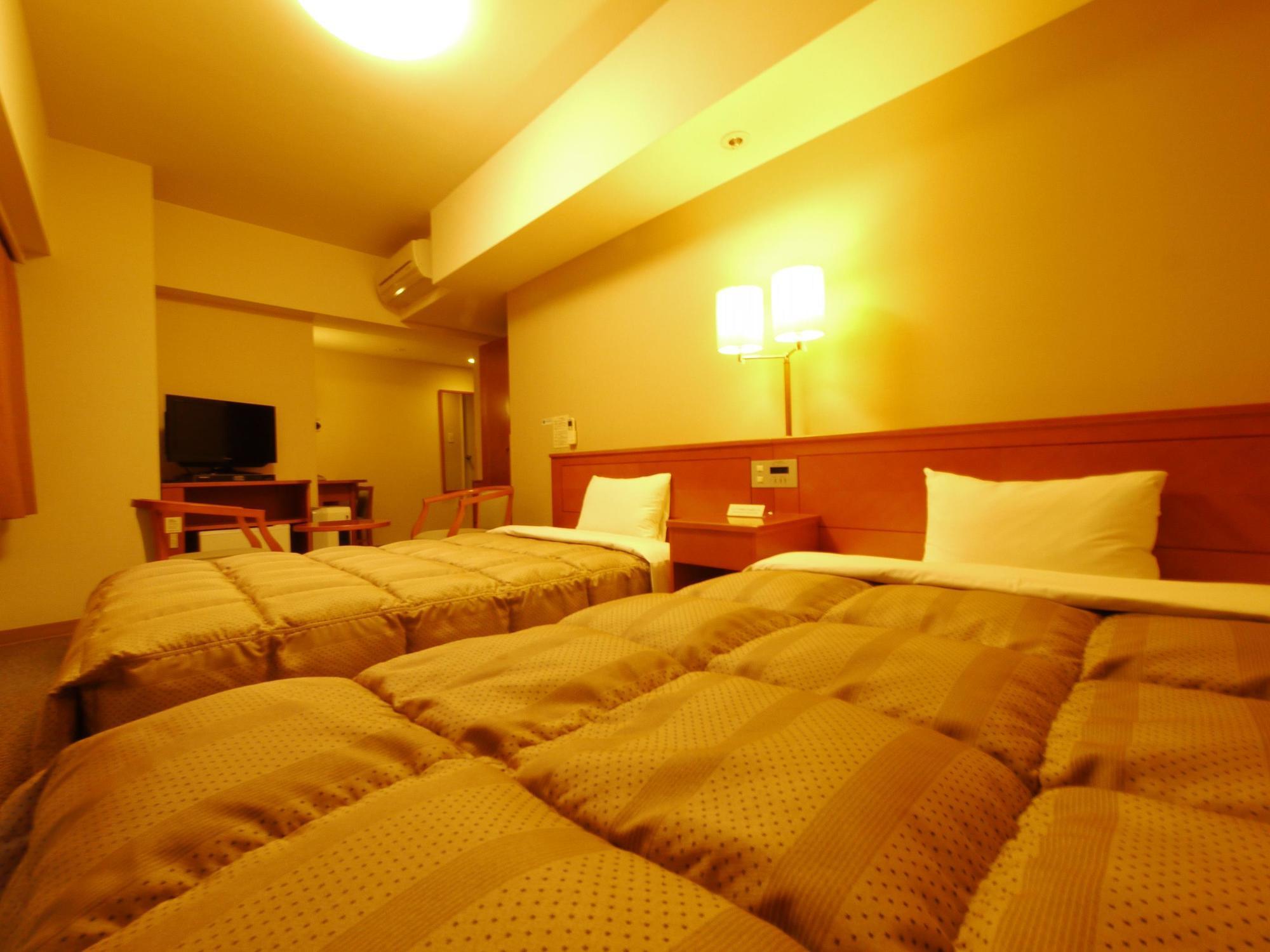 Hotel Route-Inn Fukaya Ekimae Exterior foto